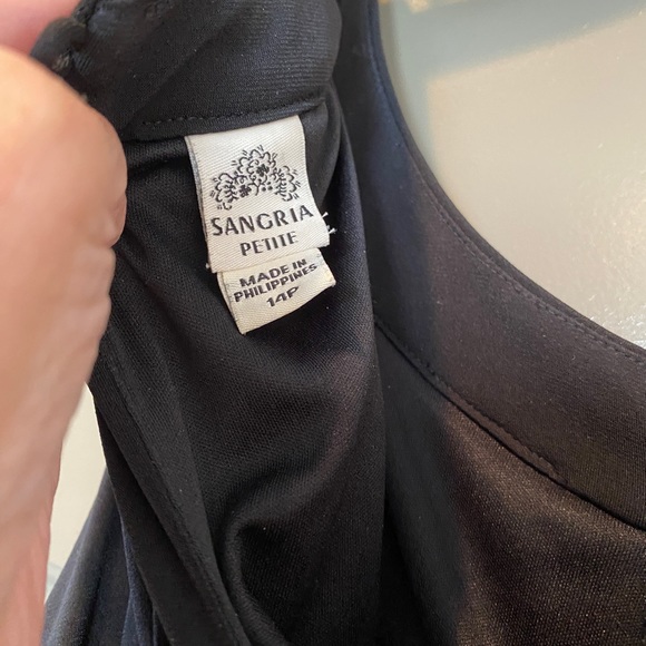 Black evening gown - worn once- like new- Sangria size info below - Picture 5 of 5